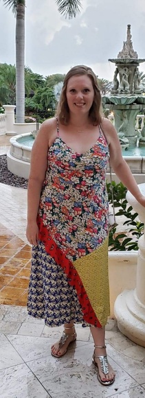 Meet your seller, Ginger. - Picture 2 of 3